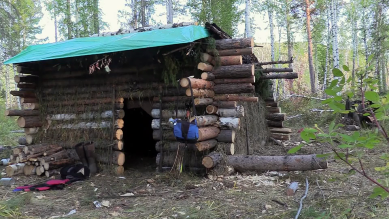 Bushcraft shelter 2025 long term