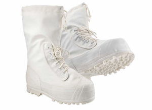 winter boots survival multi day use